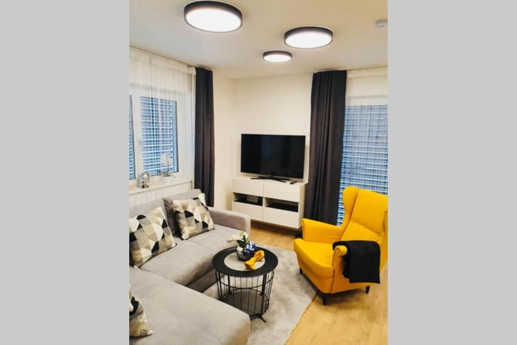 LEON Apartment NEU! Gemütlichkeit an erster Stelle Linz Exterior foto